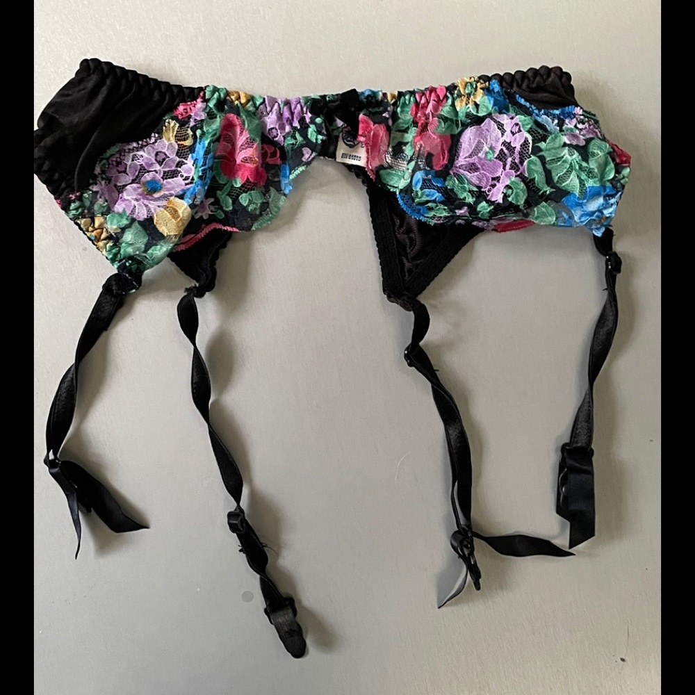 Vintage floral lace garter belt Small - Picture 8 of 13